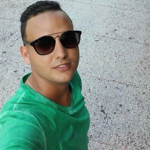 Meet your Posher, Eloy